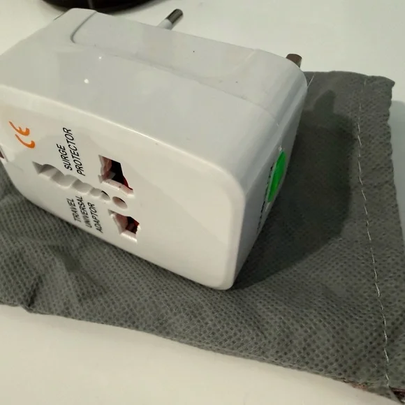 Universal White Surge Protector Adapter - Picture 1 of 4